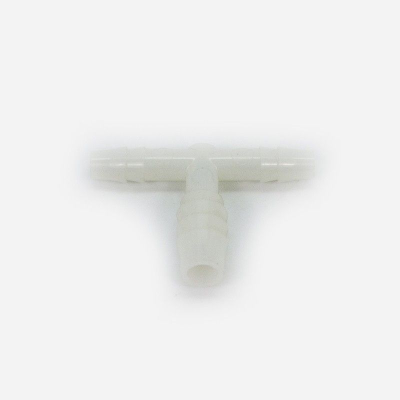 RACCORD EN T POUR TUYAU EAU POUR AUTOLAVEUSE TENNANT T3